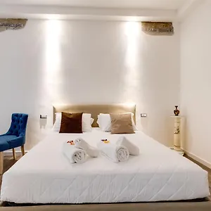 Classic Flat Monti Rome